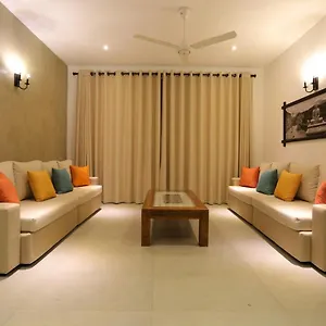 Lotus Hotel Kandy